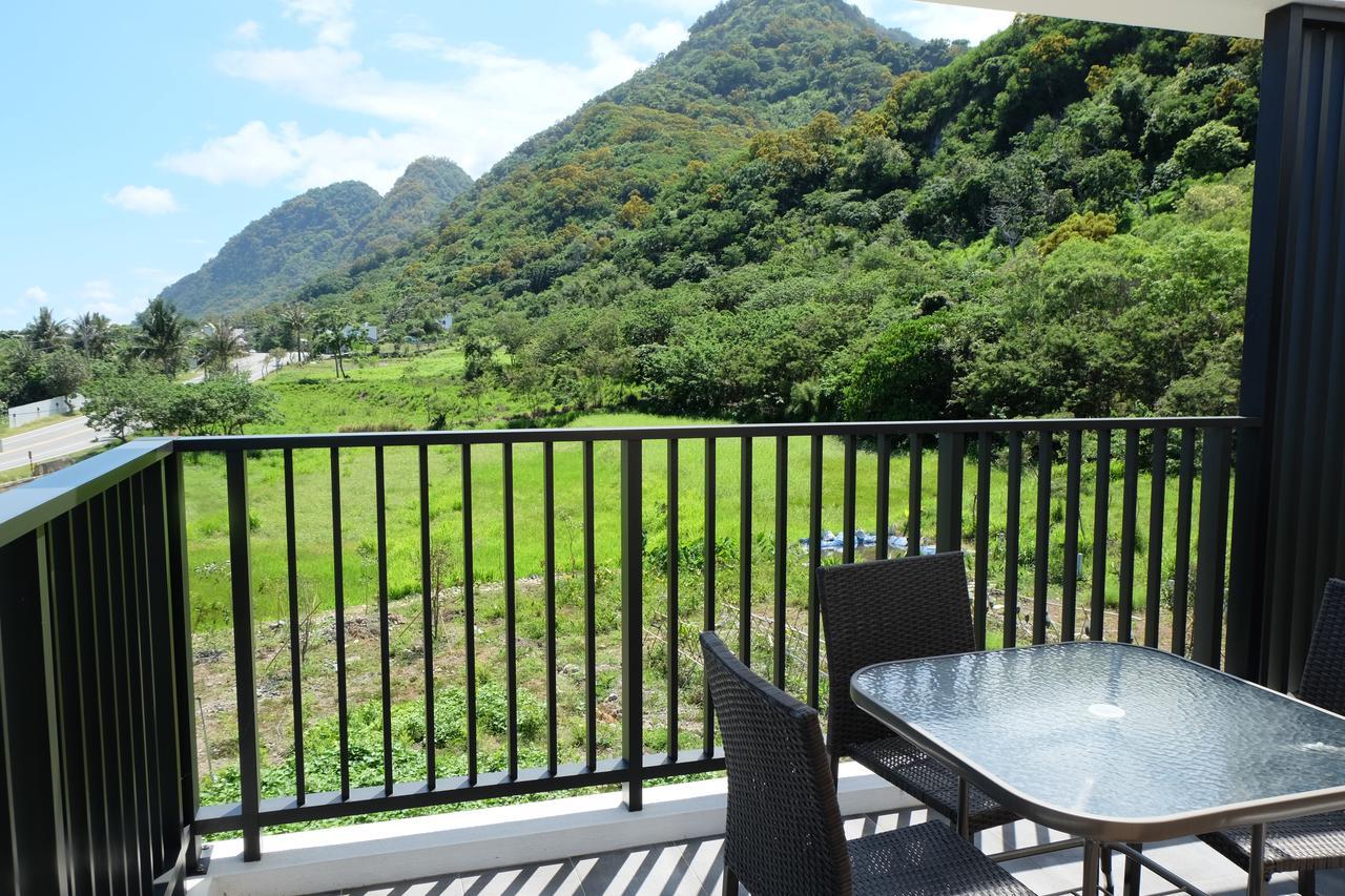 Moonlit Seaview Homestay Donghe Exterior foto
